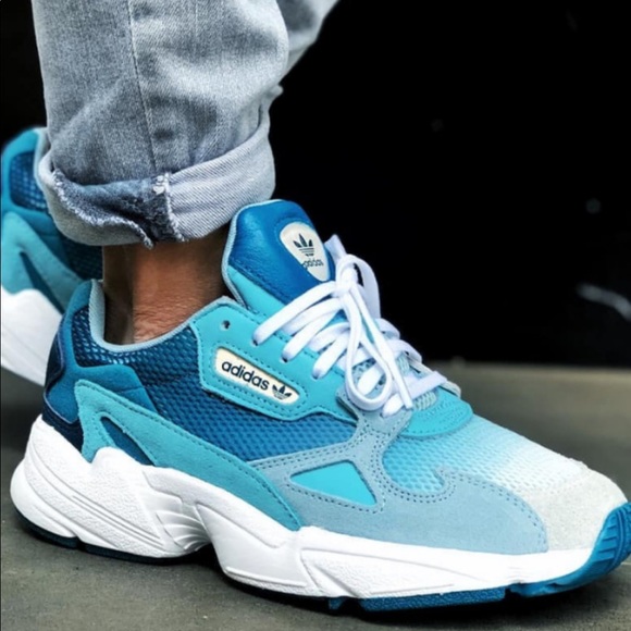 adidas falcon eg2877